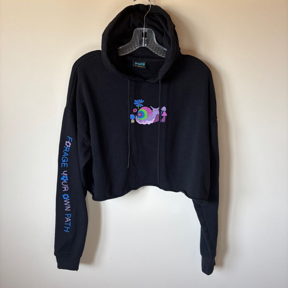 Alab Women’s Cropped Black Graphic Hoodie “Forage Your Own path” Skater Sweater